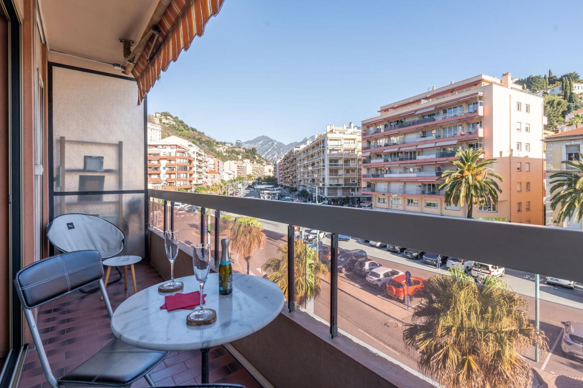 Charmant 2 pièces Climatisée Centre, Balcon et Proche Gares Menton Exterior foto