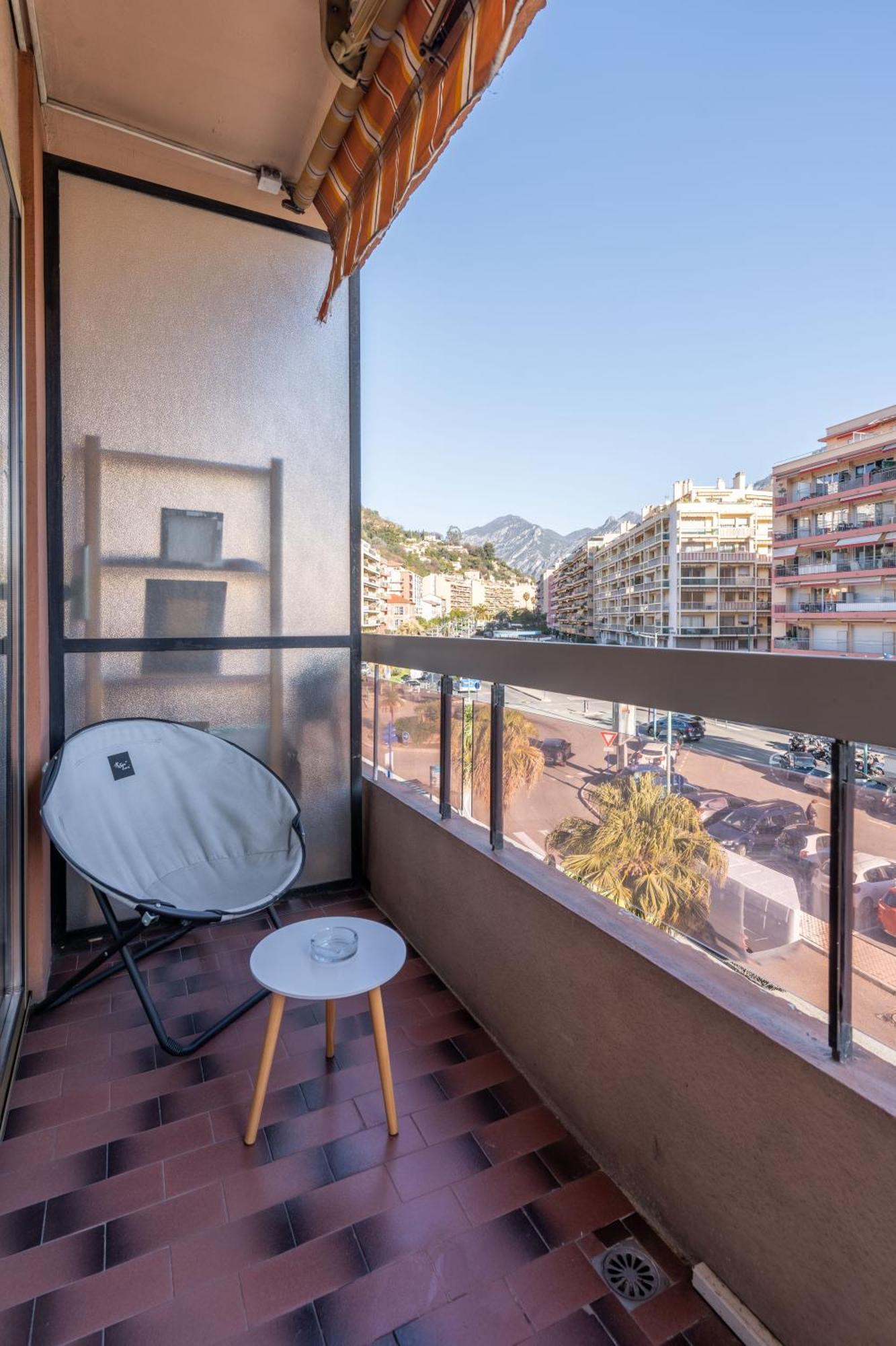 Charmant 2 pièces Climatisée Centre, Balcon et Proche Gares Menton Exterior foto